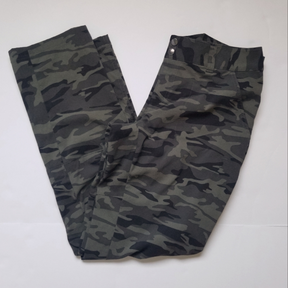 Columbia Omnishield camo pants
